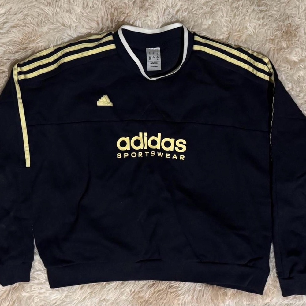 Adidas Men's Black and Yellow Crewneck Sweater